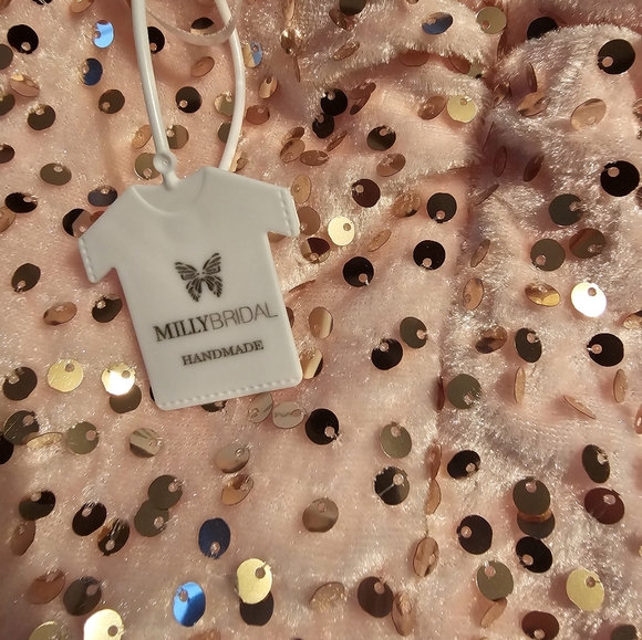 Dress - Picture 4 of 4